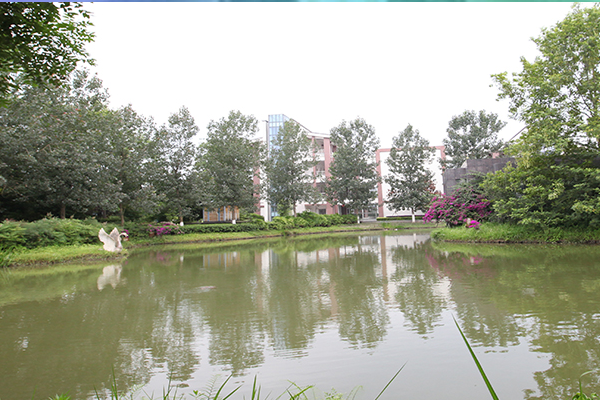 四川省旅游学校是什么文凭