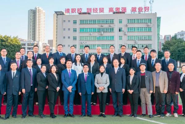 攀枝花市经贸旅游学校师资力量