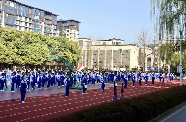 成都石室佳兴外国语学校