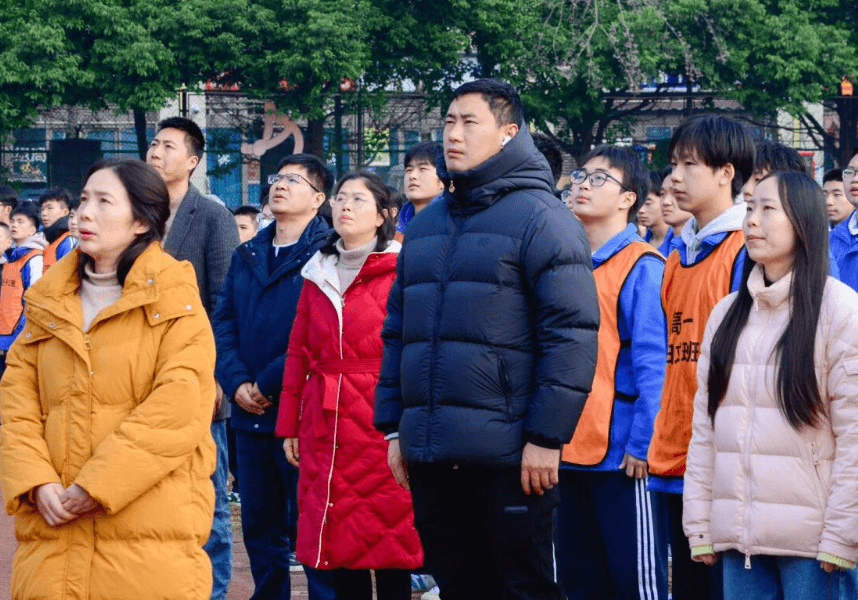 成都电子信息学校