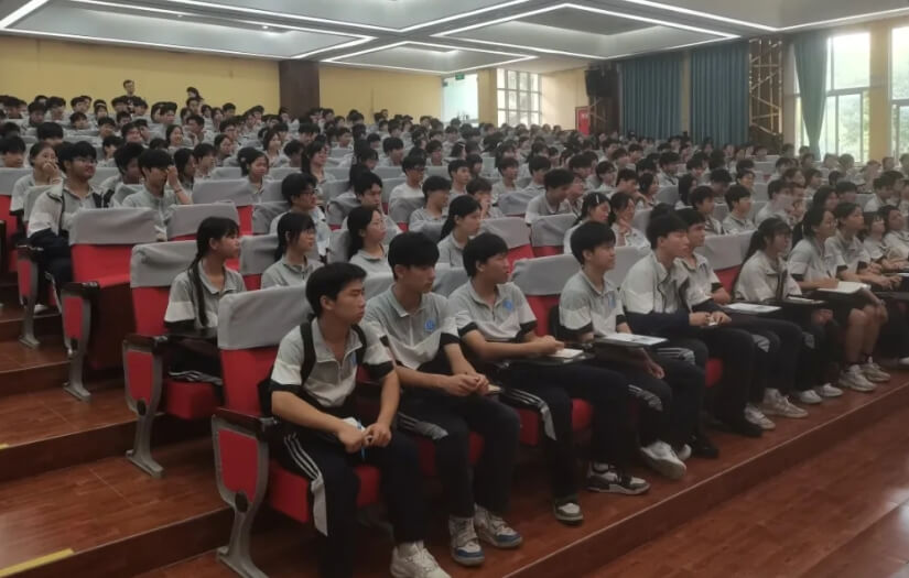 自贡职业技术学校