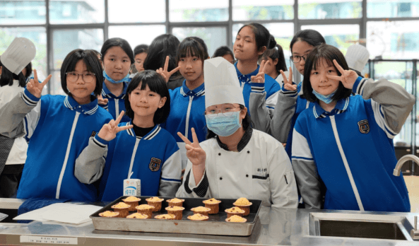 四川省成都市青苏职业中专学校