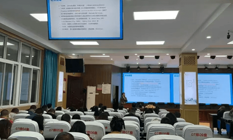 四川省崇州市怀远中学