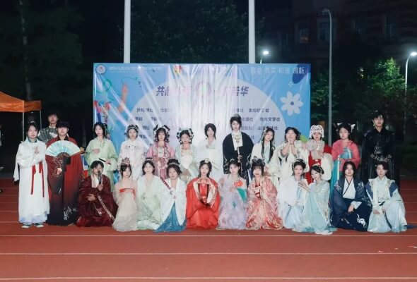 四川文化传媒职业学院