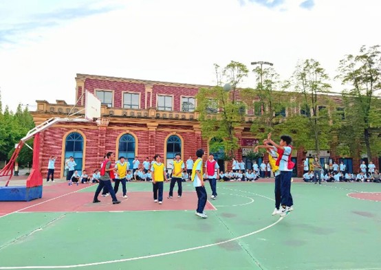 四川五月花技师学院召开第二批夏令营 四川五月花技师学院召开第二批夏令营