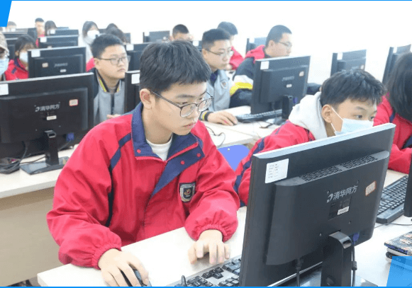 四川托普计算机职业学校
