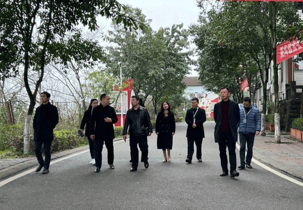 南充电子工业学校