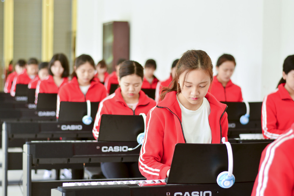 成都五月花高级技师学院属于单招吗