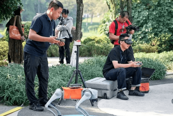 成都华商理工职业学校