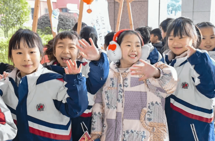 四川天府新区航空旅游职业学院