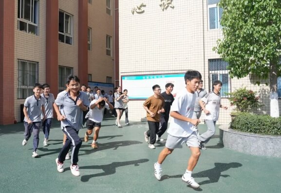 攀枝花市经贸旅游学校