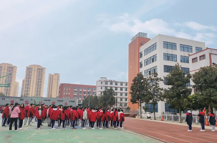 四川省工业贸易学校