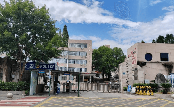 龙泉二中