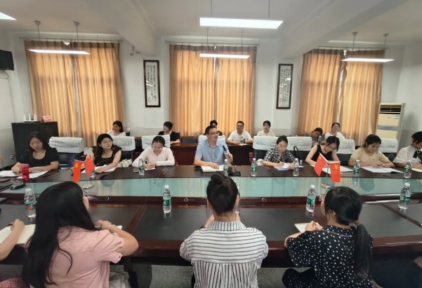 四川省崇州市怀远中