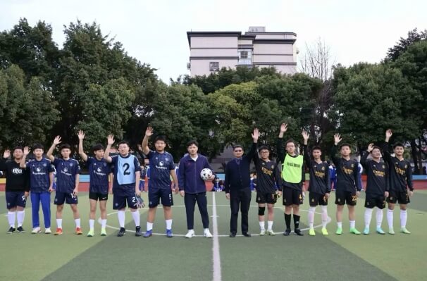 成都石室佳兴外国语学校