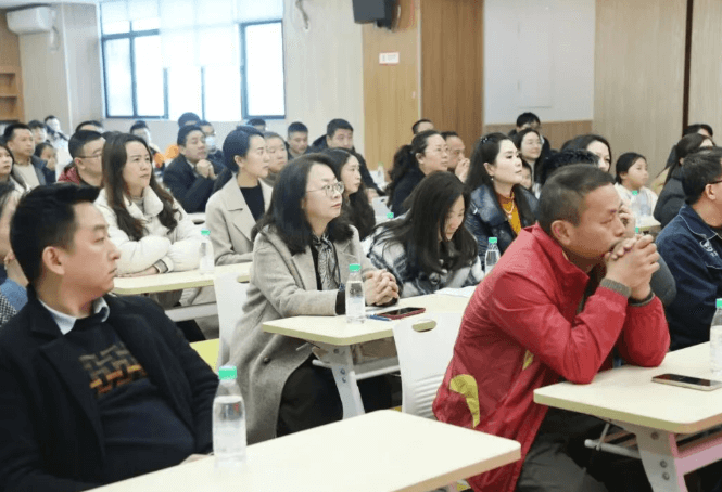 成都东辰外国语学校