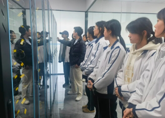 四川省宜宾市职业技术学校