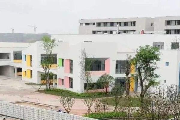 成都外国语学校
