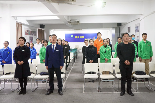 成都华商理工职业学校