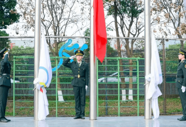 成都电子信息学校