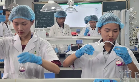 成都铁路卫生学校