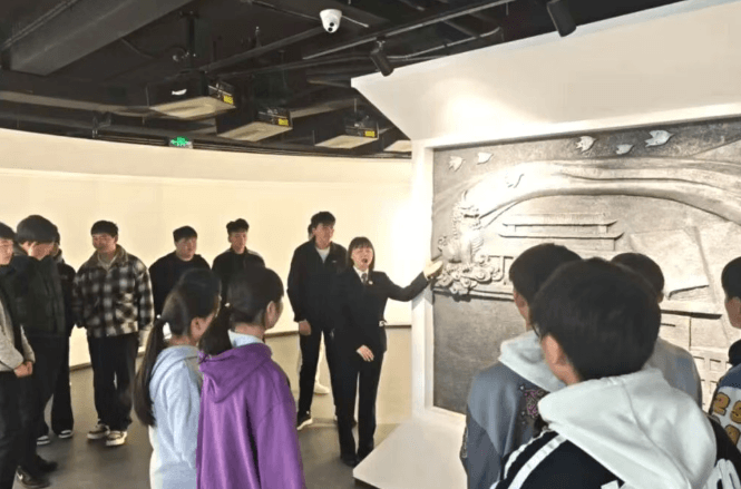 南充电子工业学校 南充电子工业学校