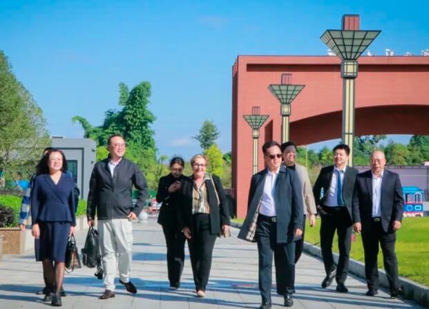 北外附属东坡外国语学校
