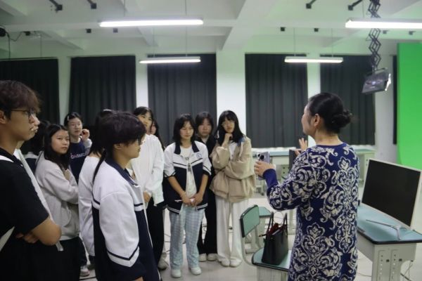 成都广信职业学校 成都广信职业学校