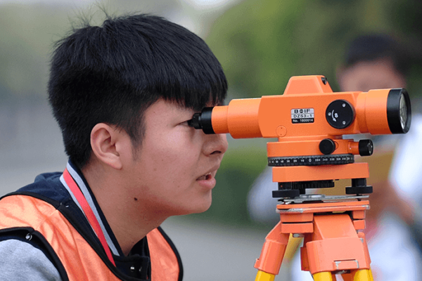 成都铁路工程学校